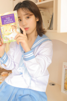 女生自己对自己那个视频